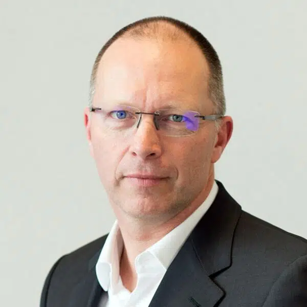 Frank Busch, Trainer und Ausbilder Frank Busch, Trainer und Ausbilder